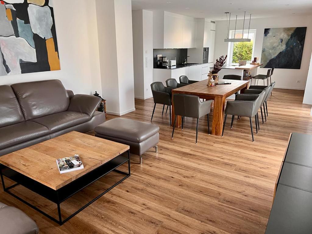 Apartments Bei Playmobil Eg,130M2,Grosse Terassen,24H Self Check-In, Free Parking ツィルンドルフ エクステリア 写真