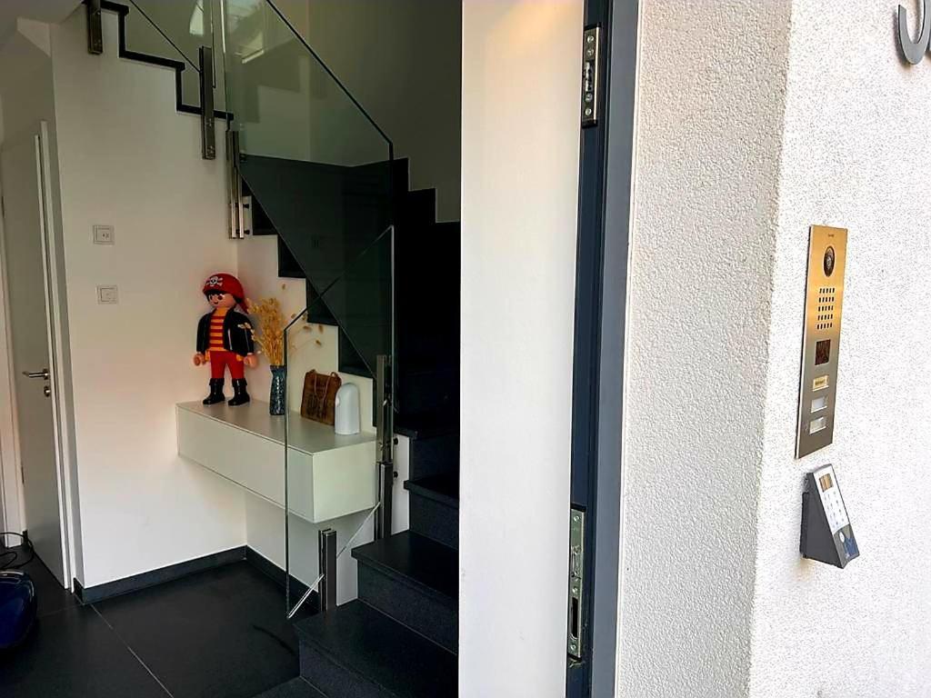 Apartments Bei Playmobil Eg,130M2,Grosse Terassen,24H Self Check-In, Free Parking ツィルンドルフ エクステリア 写真